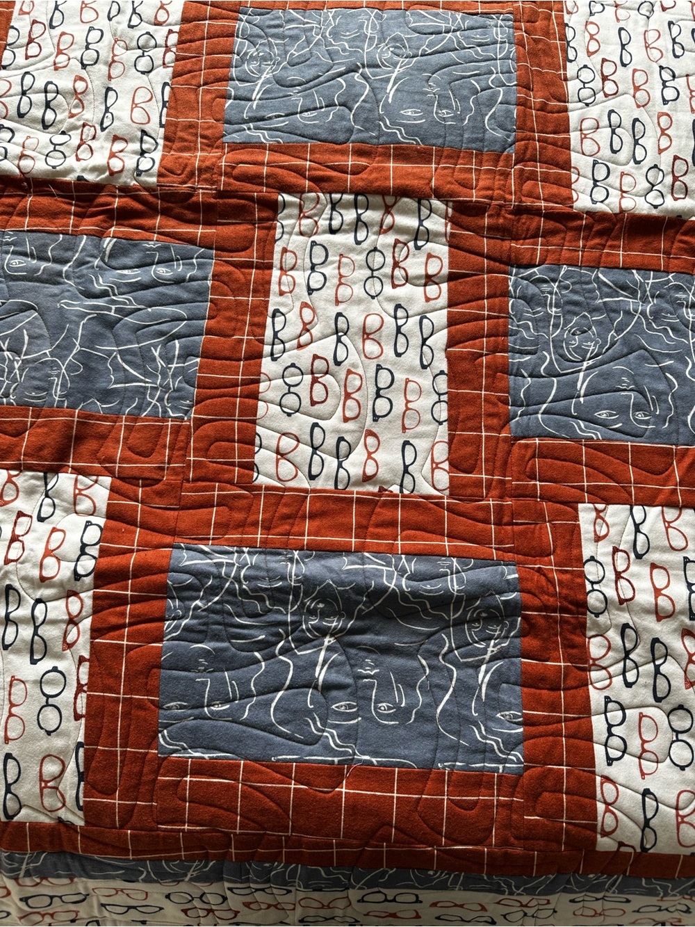 Abstract modern quilt - Picture 2 of 5